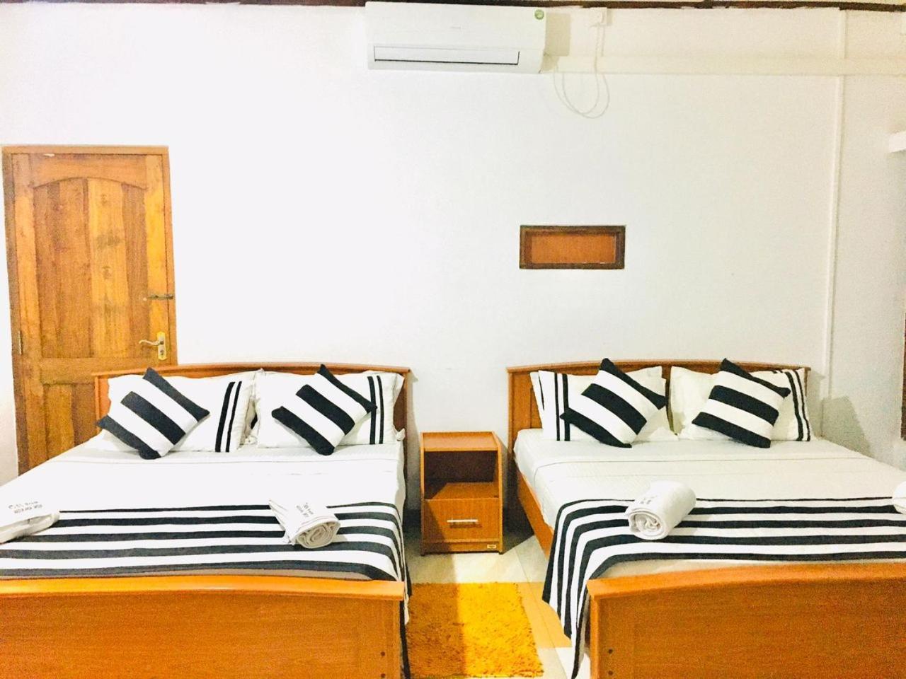 Aura City Hostel Anuradhapura Kültér fotó